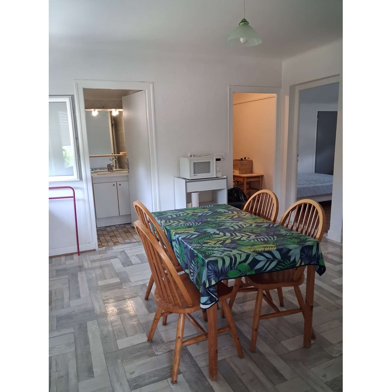 F3, 40m2, 370€